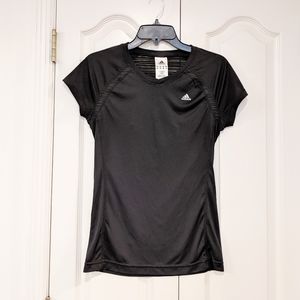 🏷️3 for $25 Adidas Athletic Short Sleeve Top